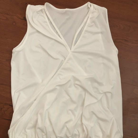 Tank top - Picture 1 of 2